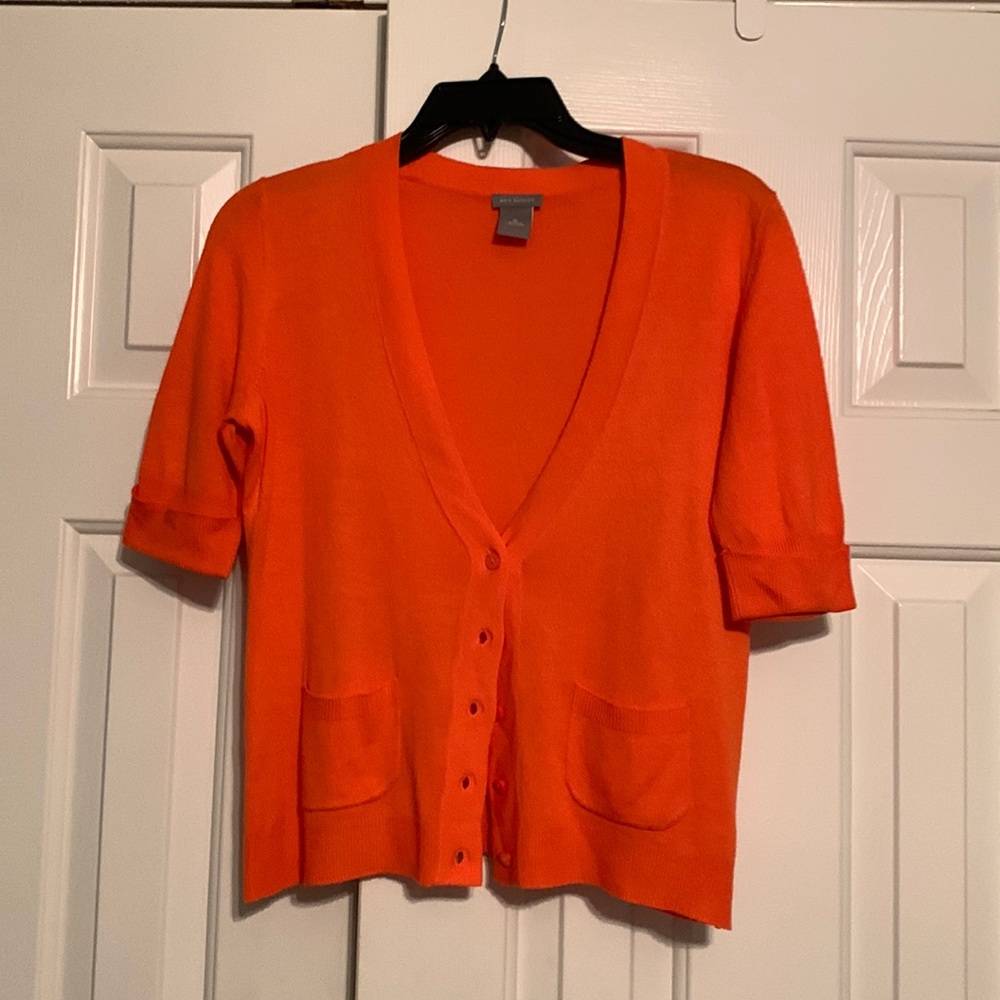 Ann Taylor cropped sweater euc